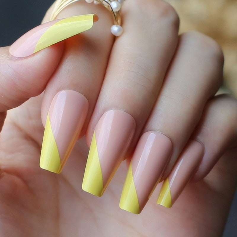 Coffin Nude French Black outline White Fake nails Ballet Art Nails Classic arc French design False nails 24PCS