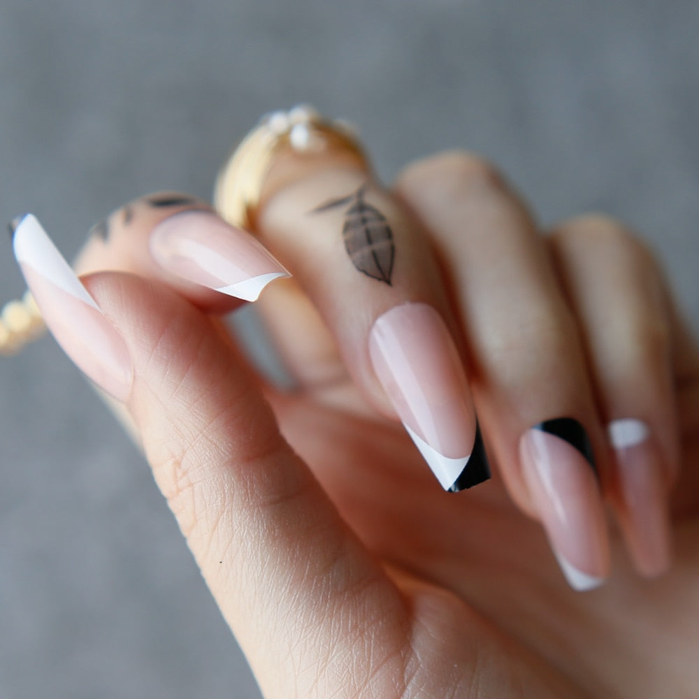 Coffin Nude French Black outline White Fake nails Ballet Art Nails Classic arc French design False nails 24PCS